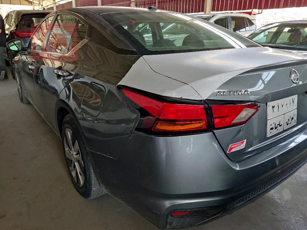 Nissan Altima